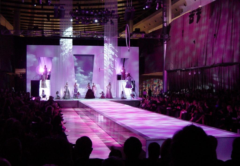 Fashion Show Mall Las Vegas-OLD(5)
